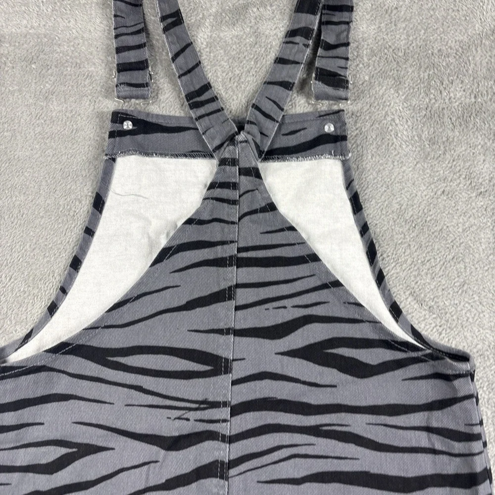 Material Girl Size Small Gray Zebra Camouflage Overall Shirt New with‎ Tags